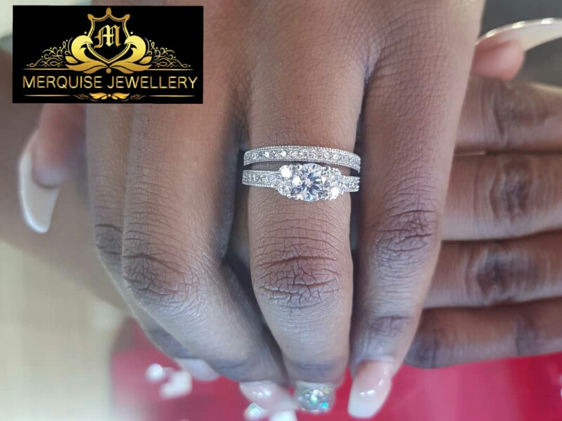 Ladies's 9ct Silver Wedding Bands