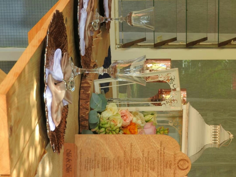 Rustic Wedding Decor