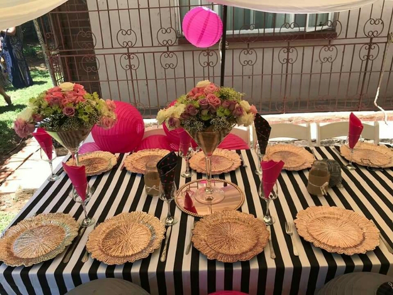 Roora/Picnic Decor