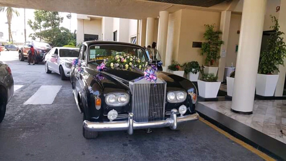 Luxury Wedding Cars for hire