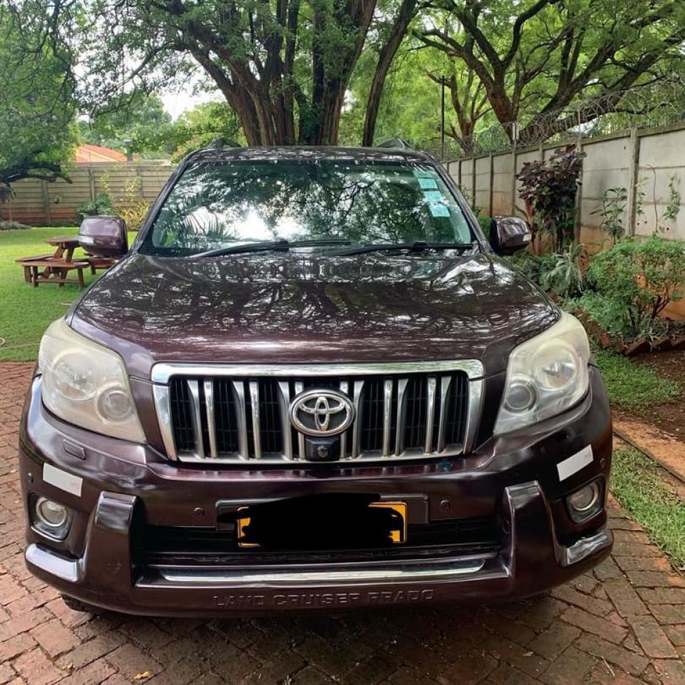 Land Cruiser Prado for Hire